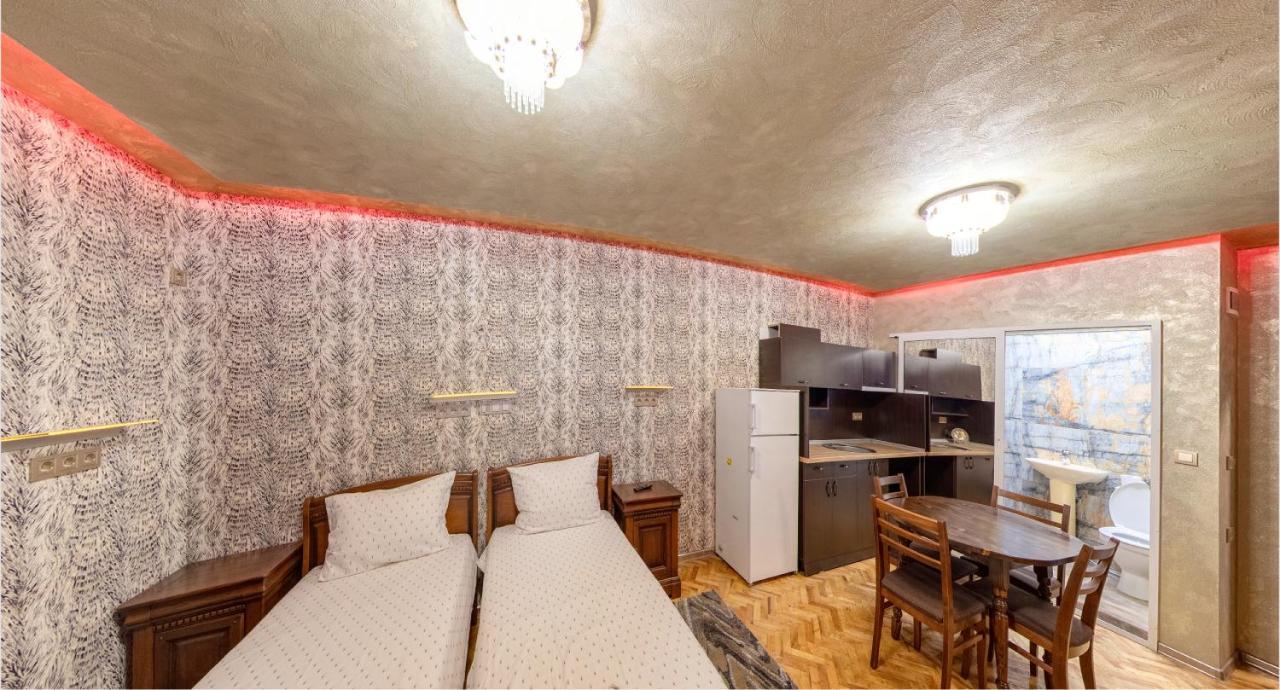 Simona Guest House Русе Экстерьер фото